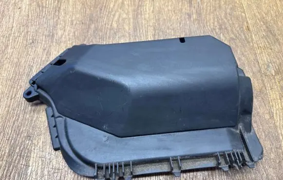 Porsche Macan (95B) Other engine bay part 95B907613