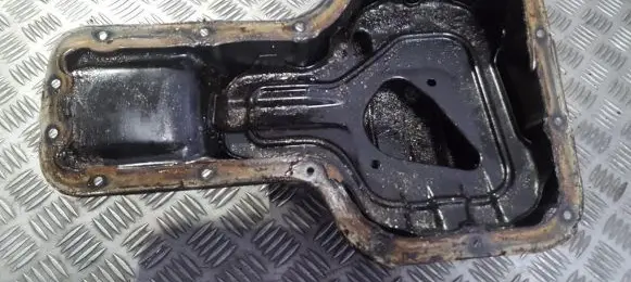 Toyota Avensis T250 Oil sump