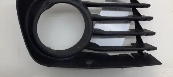 Toyota Prius (XW20) Front bumper lower grill 5311347030