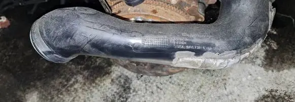 Volvo V50 Air intake hose/pipe 3m519a673h6