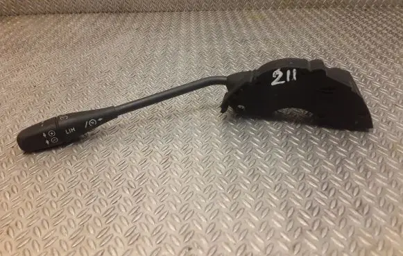 Mercedes-Benz E W211 Cruise control switch 0085452524 A0085452524
