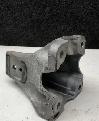 Jaguar F-Pace Engine mounting bracket HK836061CB