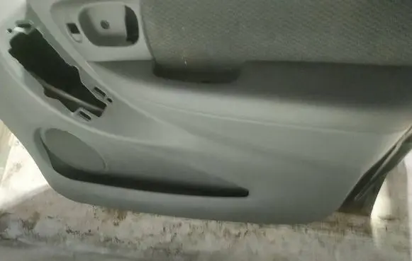 Chrysler Voyager Front door card panel trim