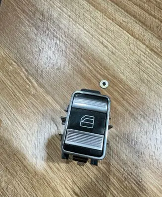 Mercedes-Benz S W221 Electric window control switch A2218201710 502133 Z8S005