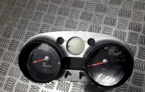 Nissan Qashqai Speedometer (instrument cluster) jd76d 16vf0by