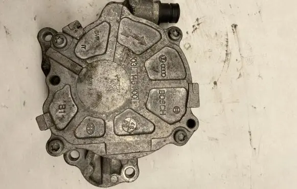 Vacuum pump