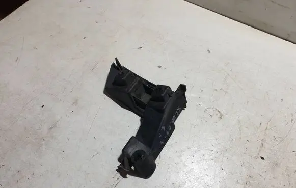 Volvo XC70 Rear bumper mounting bracket 30678651 BP3EA SNM0EL