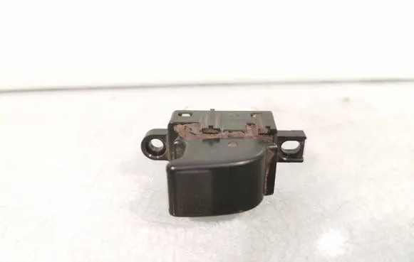 Mazda 626 Electric window control switch