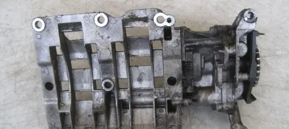 BMW 5 F10 F11 Oil pump 7810823