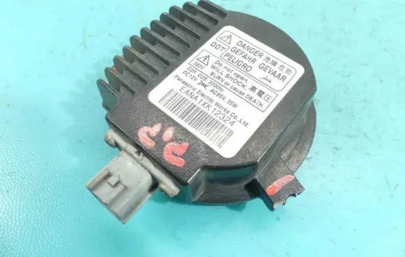Infiniti FX Headlight ballast module Xenon EANA1XK12324 IMPRK1204581