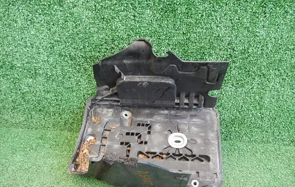 Land Rover Discovery Sport Battery tray 