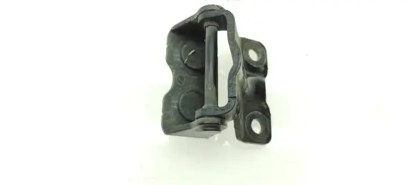 Subaru Legacy Tailgate/trunk/boot hinge