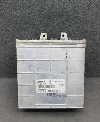 Audi A4 S4 B5 8D Engine control unit/module 8D0907557B 0261203554