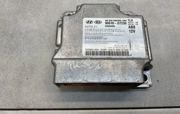 Hyundai Tucson TL Airbag control unit/module 95910D7230