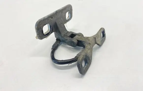 BMW X5 E53 Tailgate/trunk/boot hinge 82476678