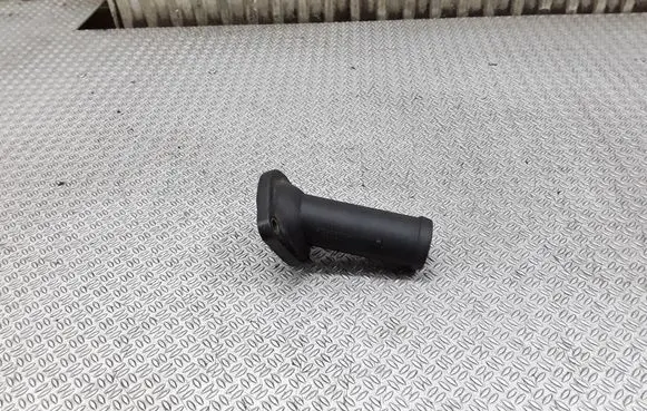 Volkswagen Polo III 6N 6N2 6NF Engine coolant pipe/hose 045121121