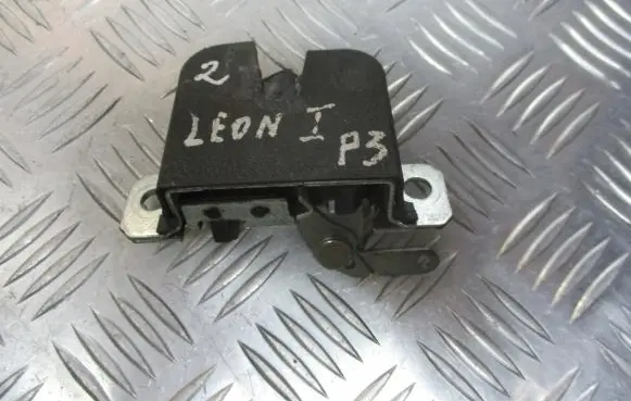 Seat Leon (1M) Tailgate lock latch 