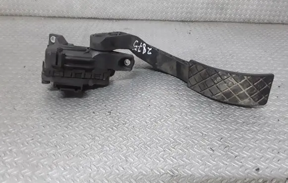 Audi A6 S6 C5 4B Accelerator throttle pedal 8D1721523J