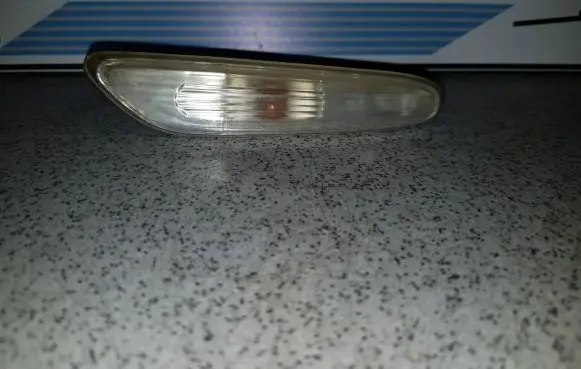 BMW 5 E60 E61 Front fender indicator light 7165741