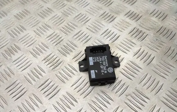 Volkswagen Transporter - Caravelle T5 Door control unit/module 7H0959243N