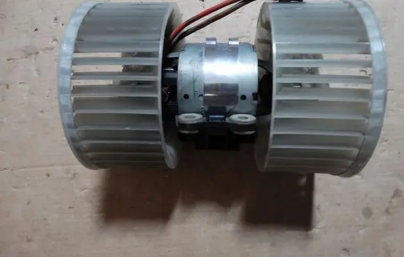 BMW 3 E46 Air conditioning (A/C) fan (condenser) 
