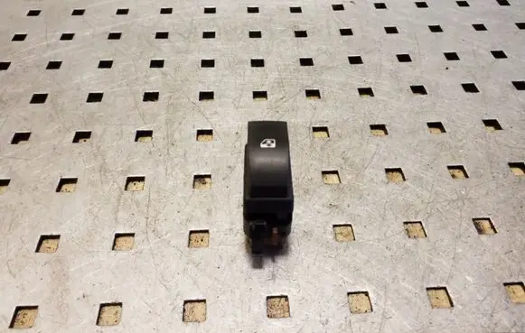 Renault Trafic II (X83) Electric window control switch 057321B