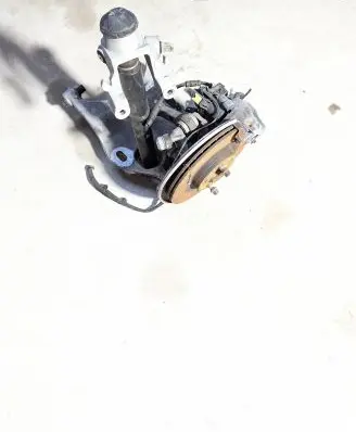 Rear wheel hub spindle/knuckle
