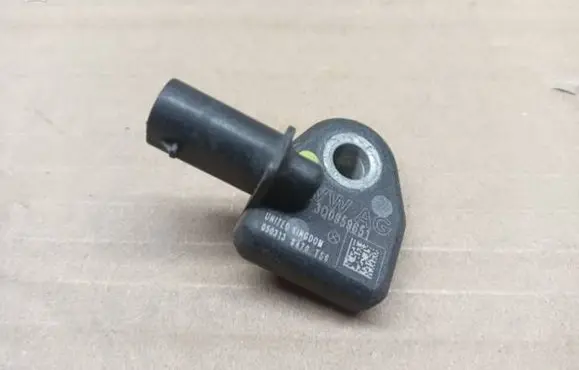 Volkswagen PASSAT B8 Airbag deployment crash/impact sensor 3Q0959651 0503138470