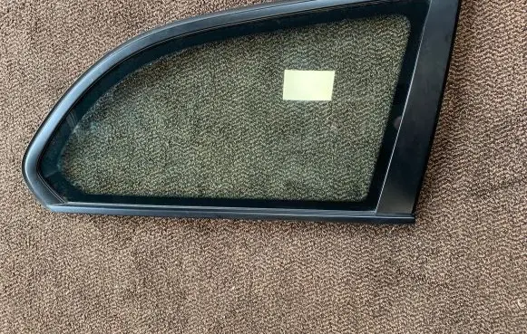 BMW 5 E60 E61 Rear side window