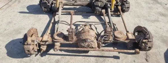 Nissan Patrol Y60 Rear axle beam 