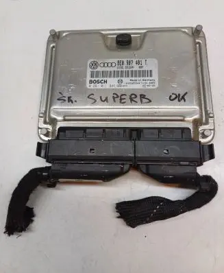 Skoda Superb B5 (3U) Engine control unit/module 8E0907401T 0281011444