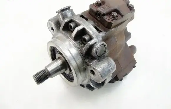 Ford Mondeo MK IV Fuel injection high pressure pump 9658193780