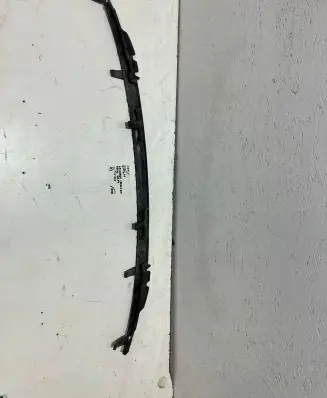 BMW 5 G30 G31 Front bumper mounting bracket 7385287