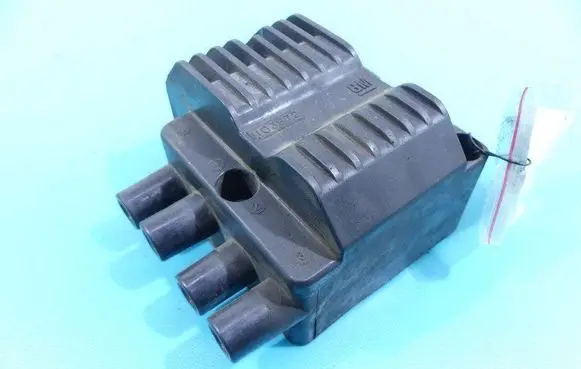 High voltage ignition coil