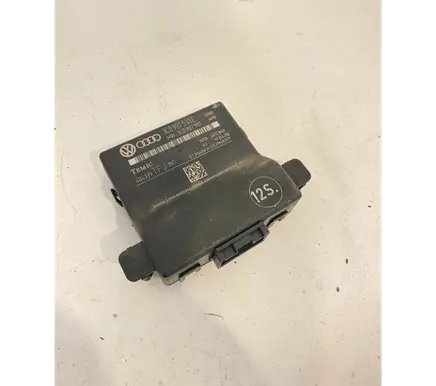 Volkswagen PASSAT B6 Gateway control module 3C0907530E 3C0907951