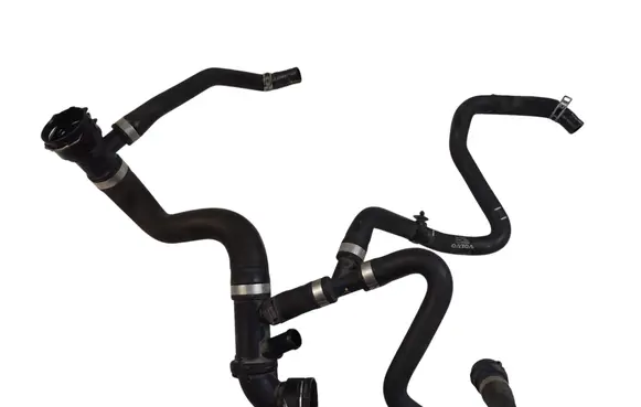 Volvo XC90 Engine coolant pipe/hose 32224775 ADGHC