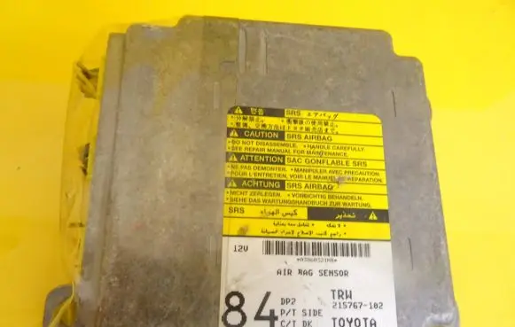 Toyota Avensis T250 Airbag control unit/module 89170-05121 8917005121