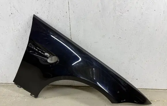 BMW M3 e92 Fender 41358043218