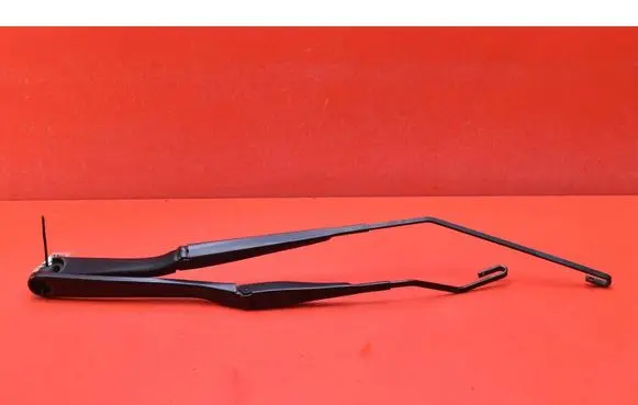 Front wiper blade arm