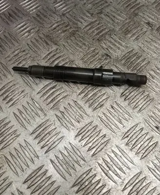 Fuel injector