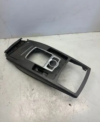 Audi A6 S6 C6 4F Center console 4F1864261 P0103820