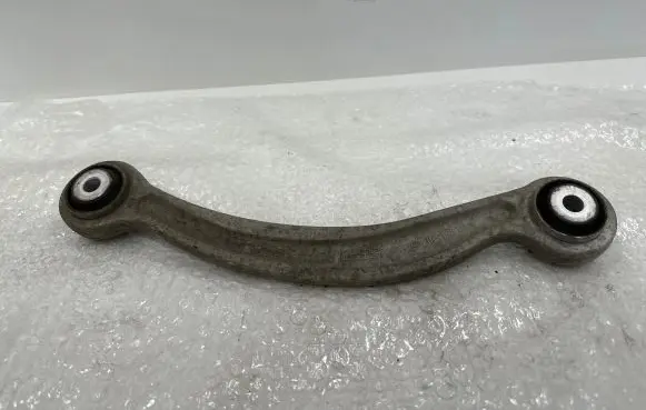 Mercedes-Benz C W204 Rear control arm A20409