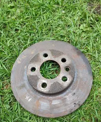 Seat Alhambra (Mk1) Front brake disc
