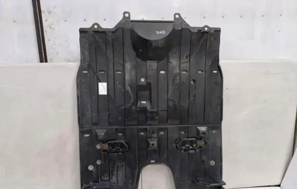 Honda Civic Engine splash shield/under tray