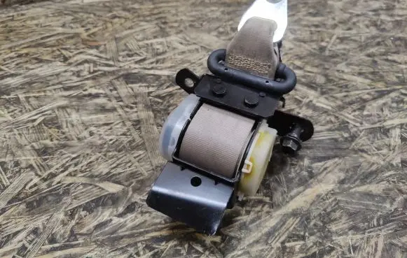 Honda Odyssey Third row seat belt ASP32084Z 52316631