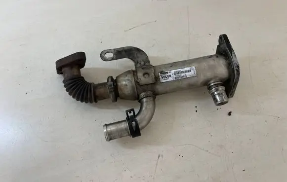 Ford S-MAX EGR valve cooler 993062H 8653691