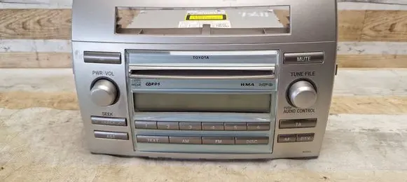 Toyota Corolla Verso AR10 Radio/CD/DVD/GPS head unit 861200F030 W53824 CQJS7772G
