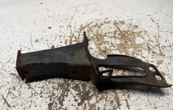 Volvo XC60 Radiator support slam panel bracket