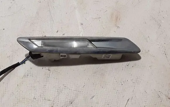 BMW 5 F10 F11 Front fender indicator light 7154167