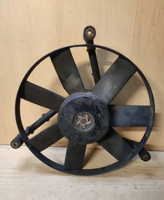 Volkswagen Polo III 6N 6N2 6NF Radiator cooling fan shroud 6Q0121209A